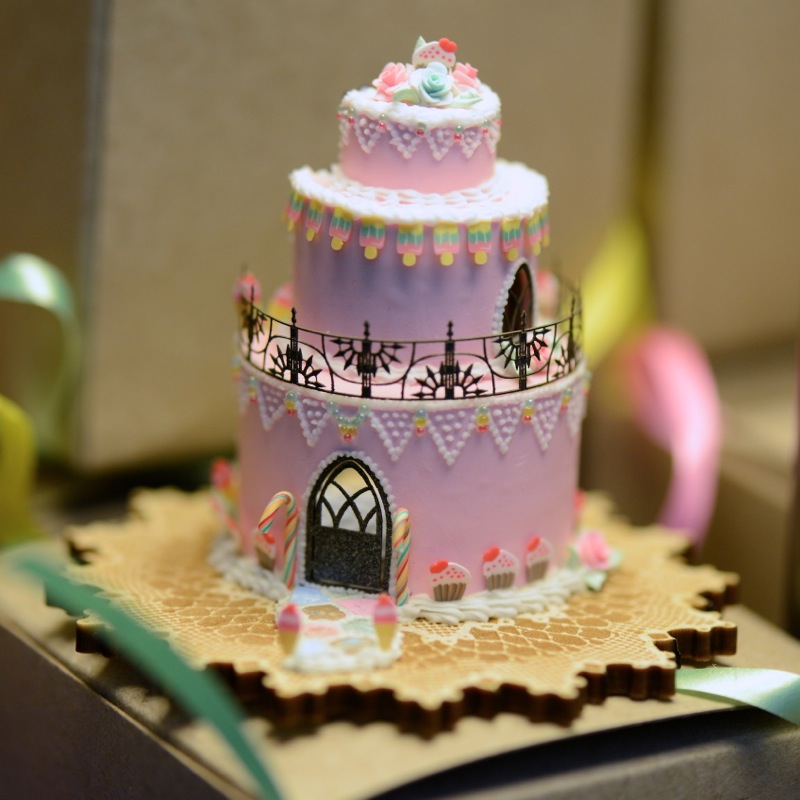 Brand New Cake Houses! Stewart Dollhouse Creations